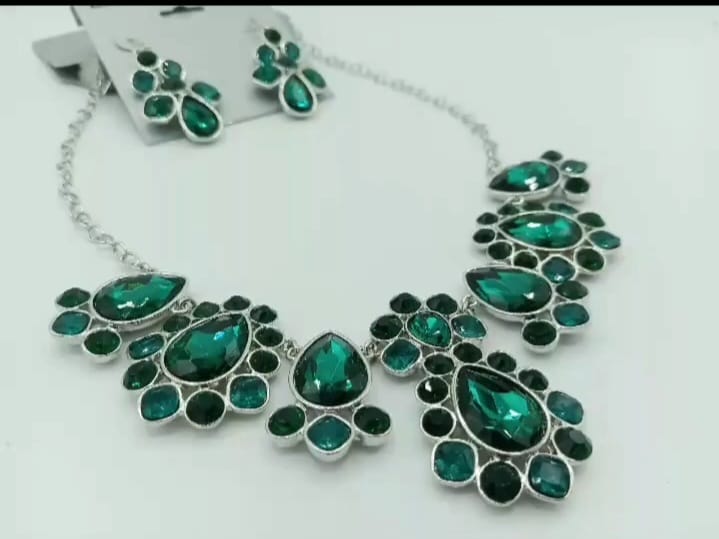 Emerald green set in sterling silver