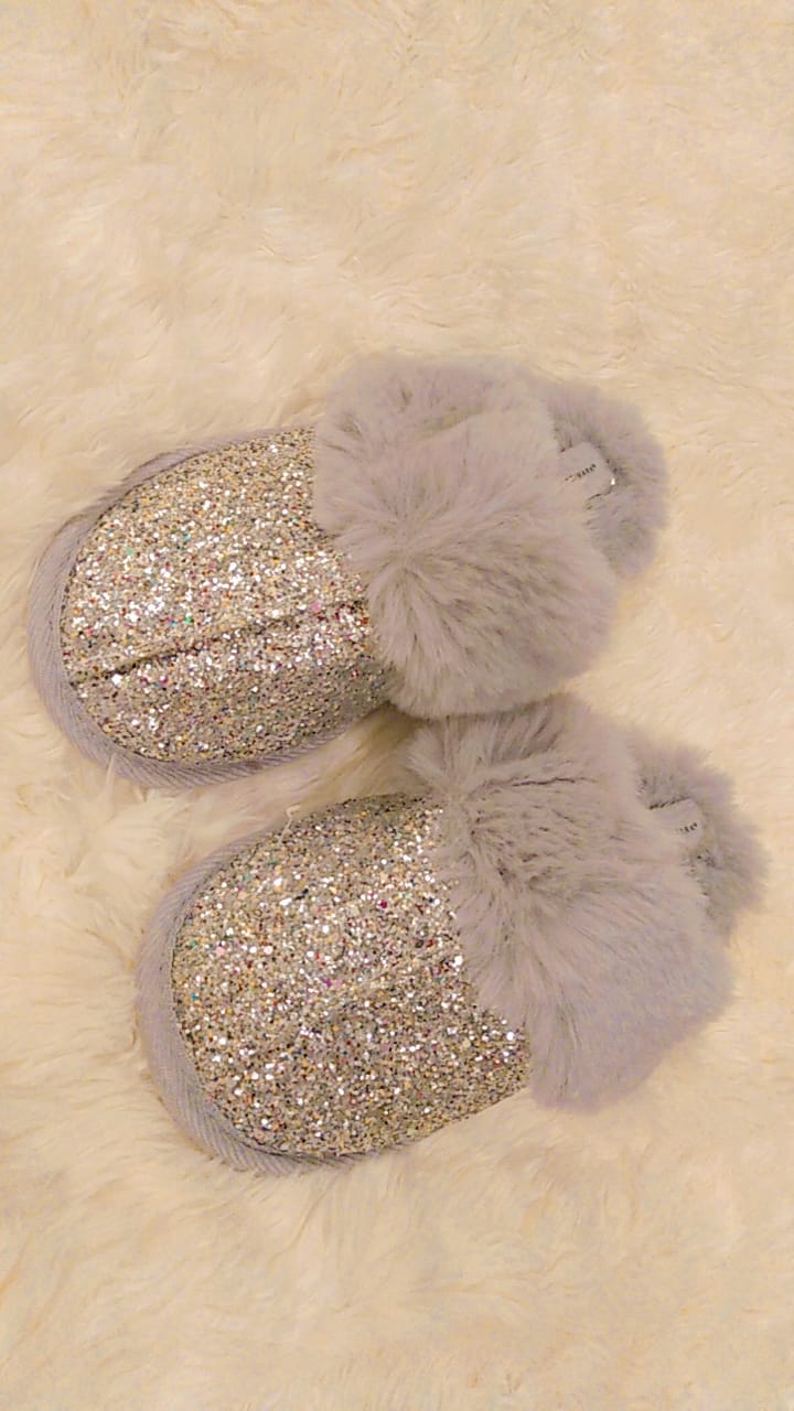 Glittery fur carpet slippers in medium size from Primark