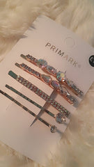 Zercons stud hair pins in golden colour from primark.....
